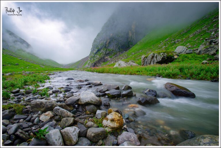 On the way to Balu ka Gera