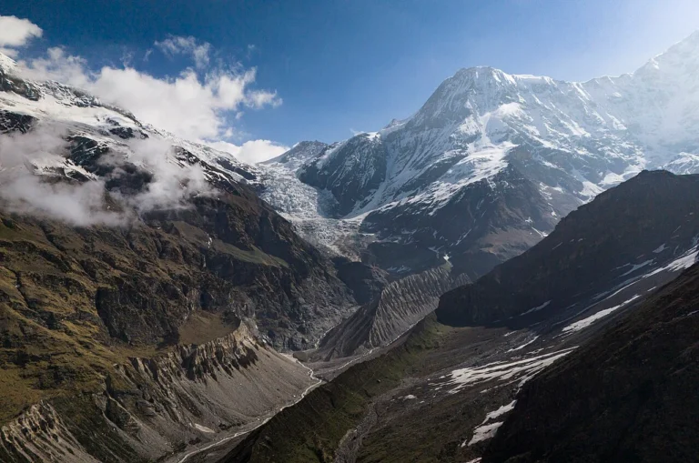 Pindari_Glacier_Bageshwar_in_Indian_Himalayas