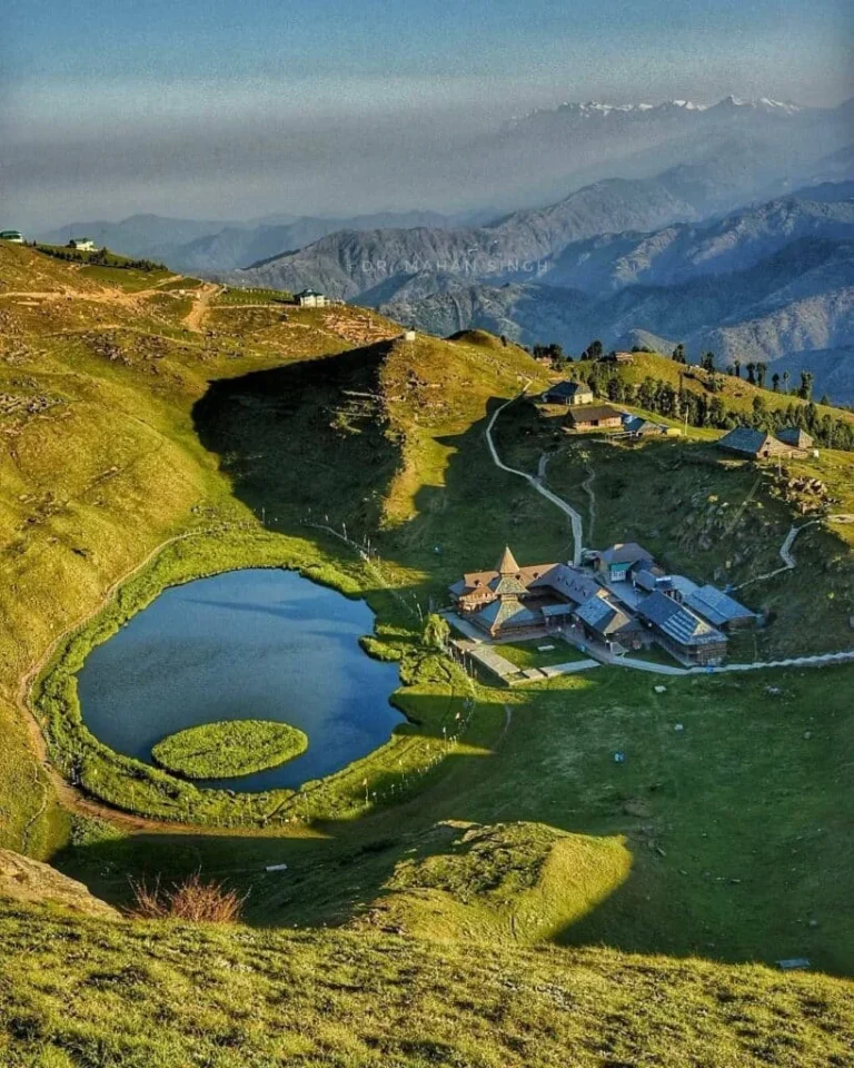 Prashar-Lake-819x1024