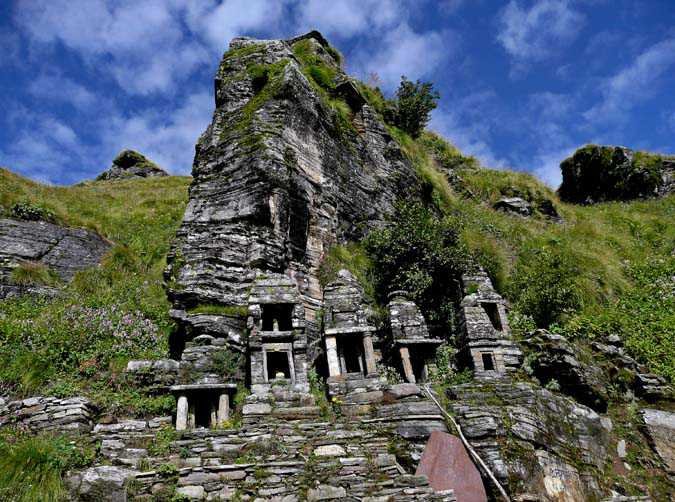 Rudranath-Temple-Uttarakhand-Panch-Kedar
